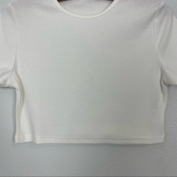 Cropped Ribbed Baby Tee | White | Size Small - Picture 4 of 9